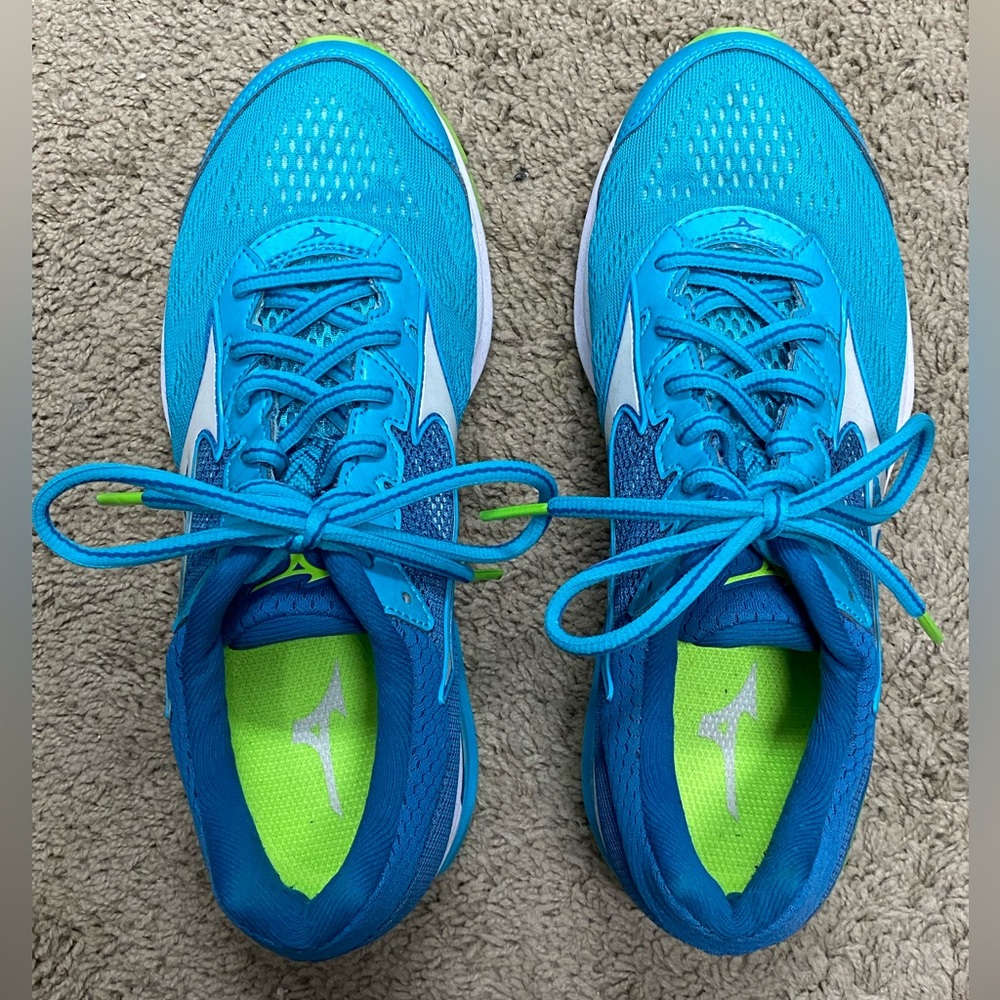 🩵👟Mizuno • blue wave runner 21 running shoes • 8.5 • EUC